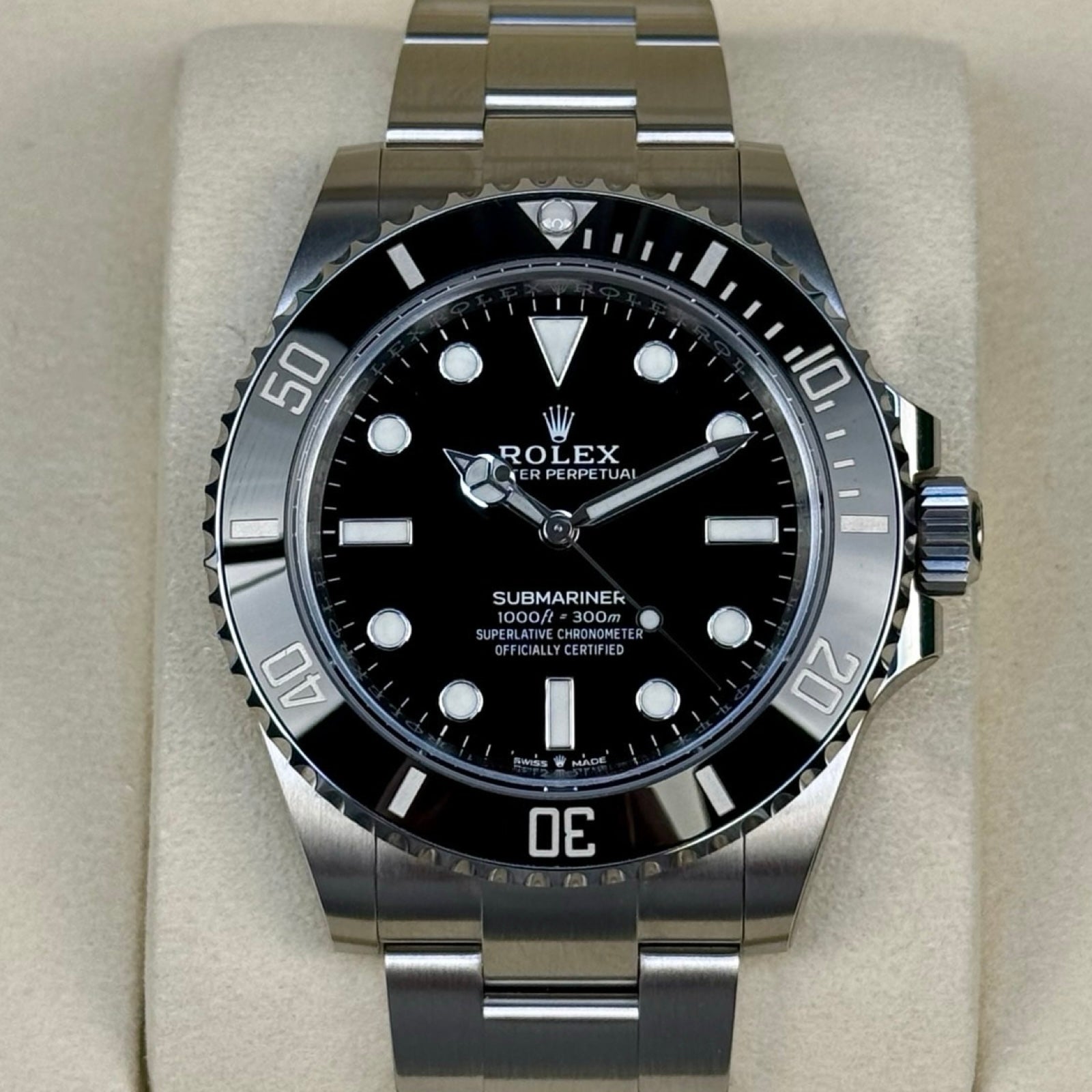 ROLEX SUBMARINER NO DATE 124060 03/2026 LC100 NEU FULLSET