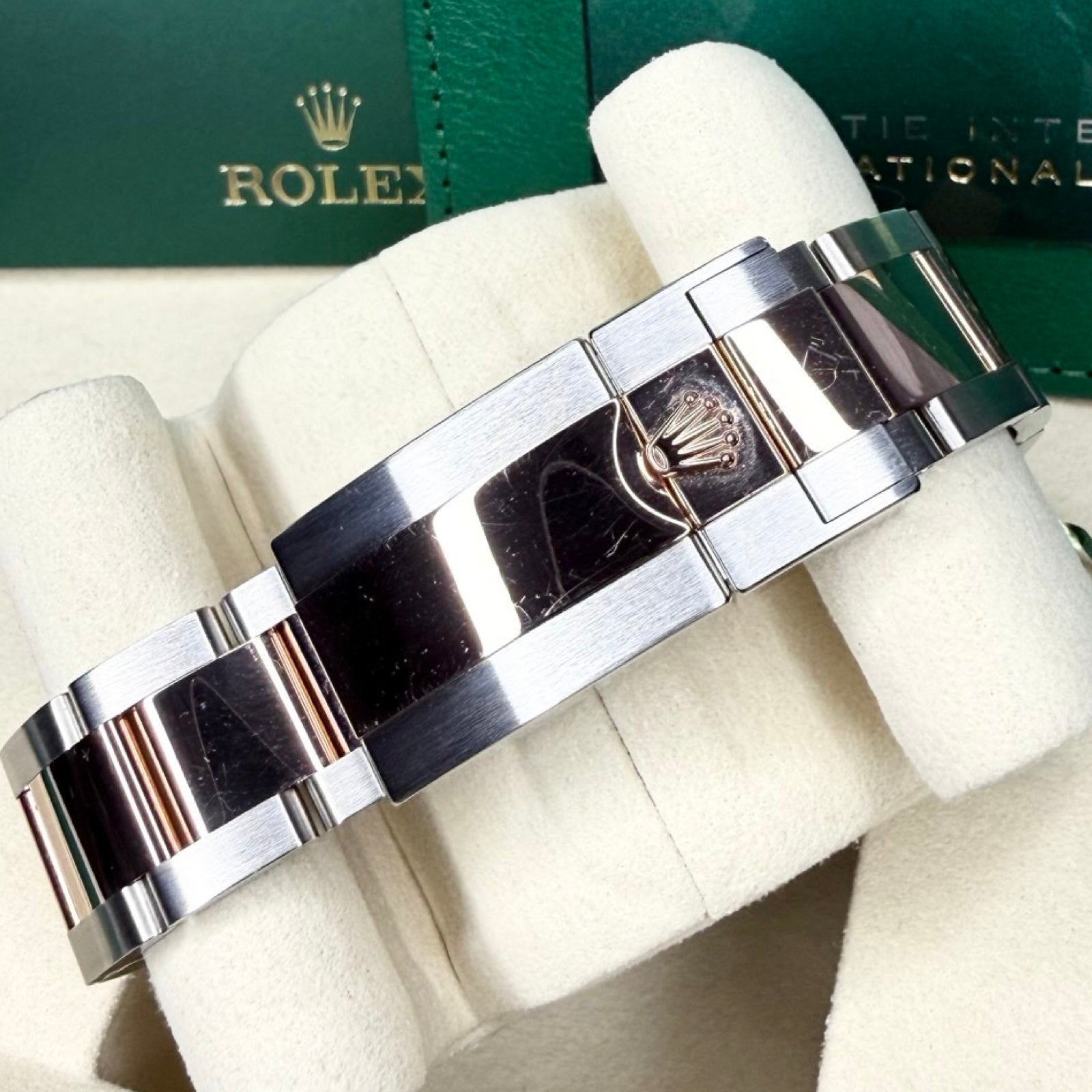 ROLEX GMT-MASTER II "ROOTBEER" 126711CHNR 06/2025 LC100 FULLSET