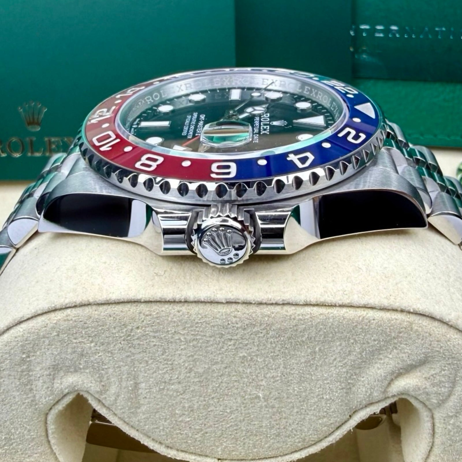 ROLEX GMT-MASTER II PEPSI 126710BLRO JUBILEE 2024 NEW FULLSET
