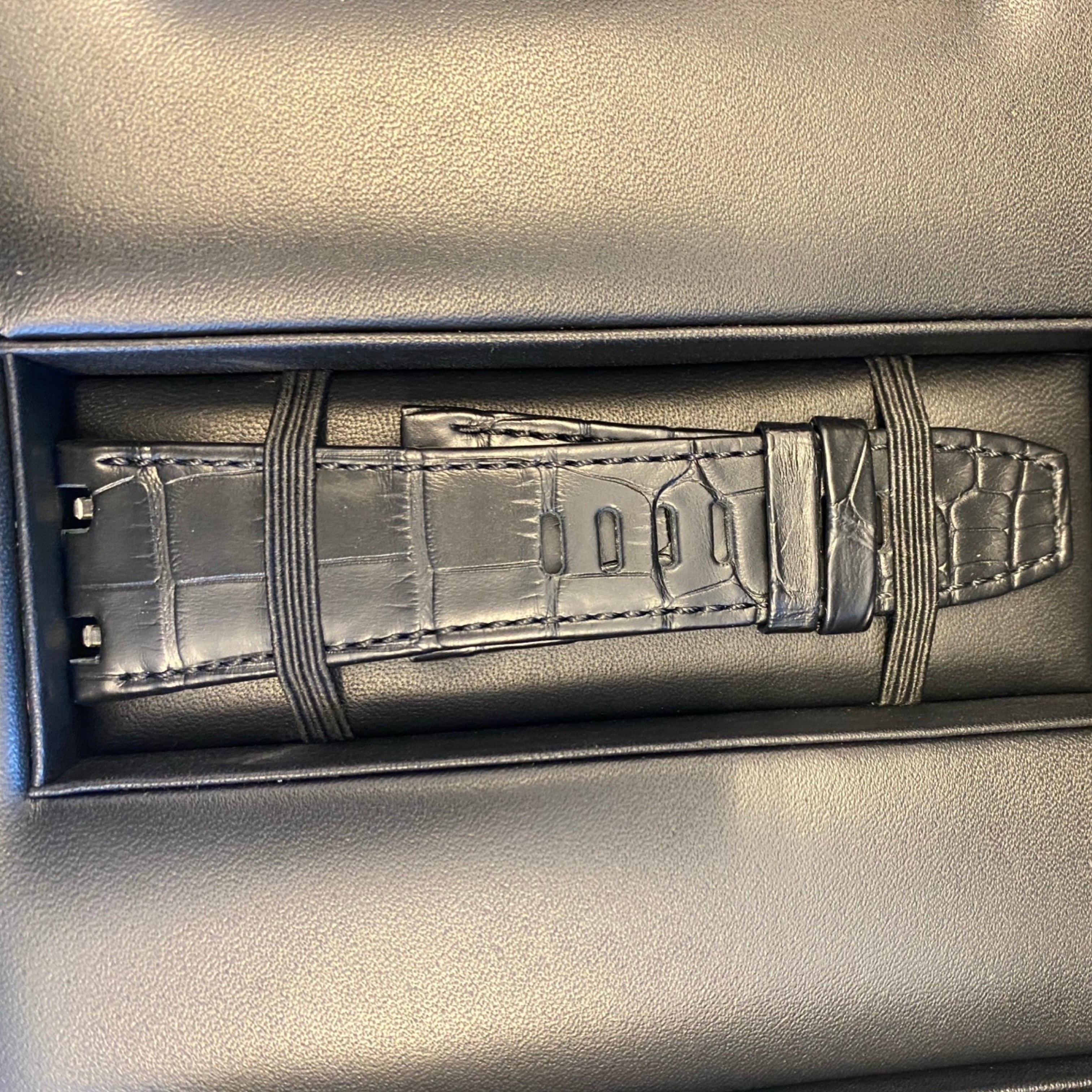 AUDEMARS PIGUET ROYAL OAK OFFSHORE CHRONOGRAPH 26424BC.ZZ.D002CA.01 01/2023 FULLSET