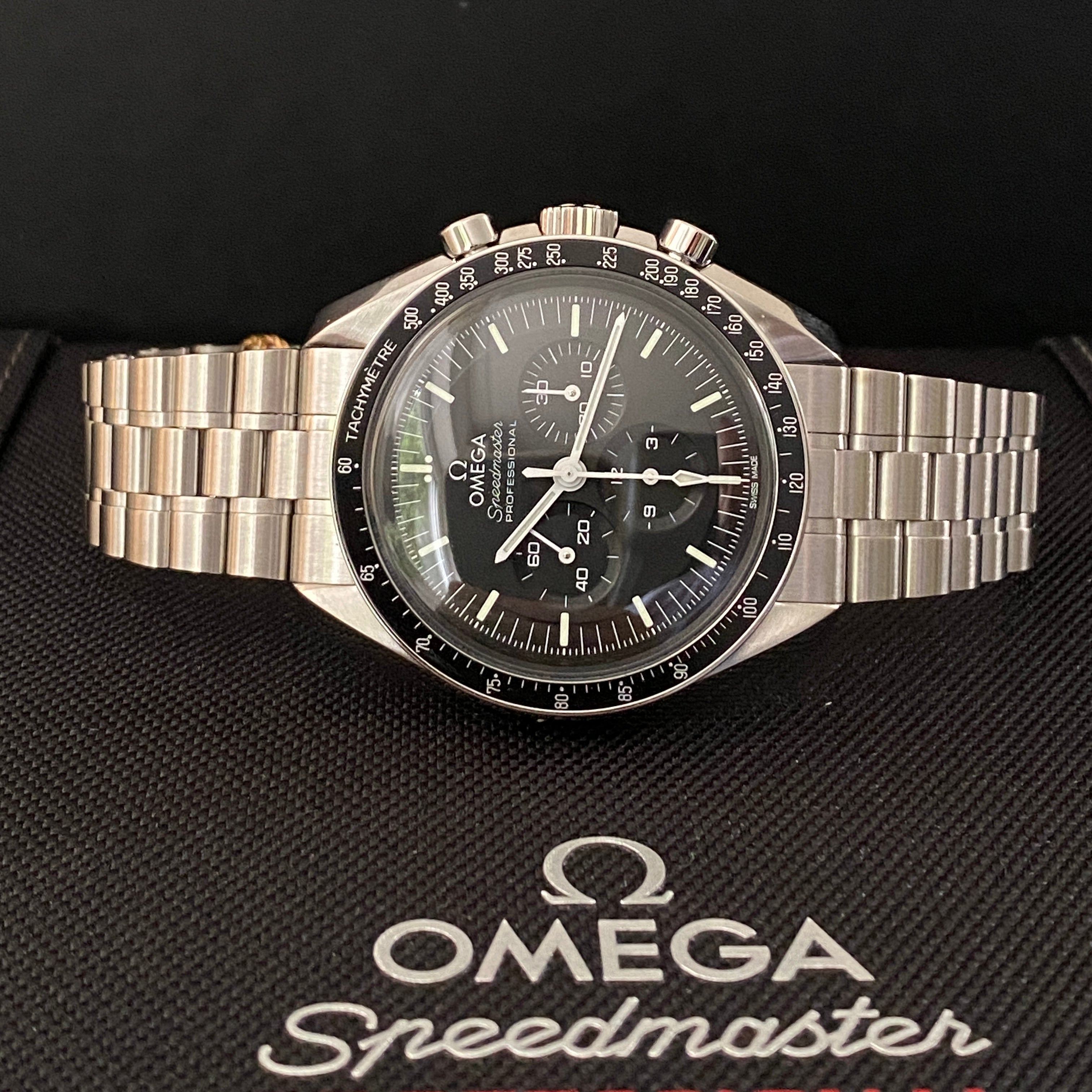 OMEGA SPEEDMASTER PROFESSIONAL MOONWATCH 310.30.42.50.01.001 2024 NEU FULLSET