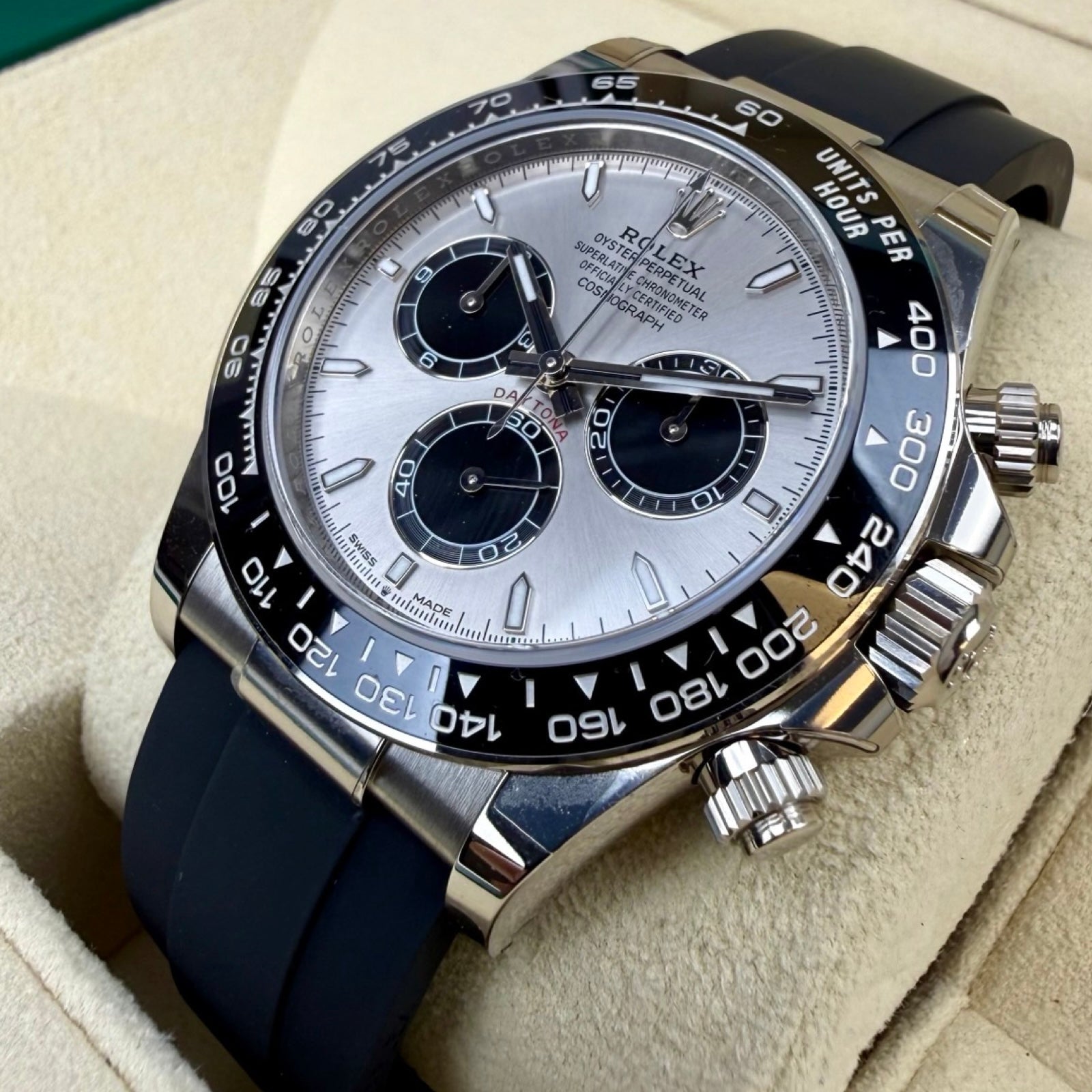 ROLEX COSMOGRAPH DAYTONA OYSTERFLEX 126519LN WEIßGOLD "GHOST" 09/2024 NEU FULLSET