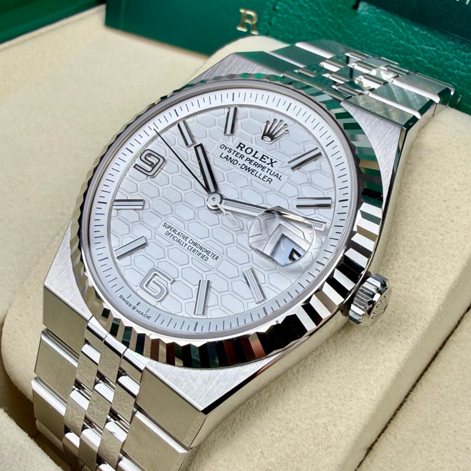 ROLEX LAND-DWELLER 40 STAHL 127334 12/2025 NEU FULLSET