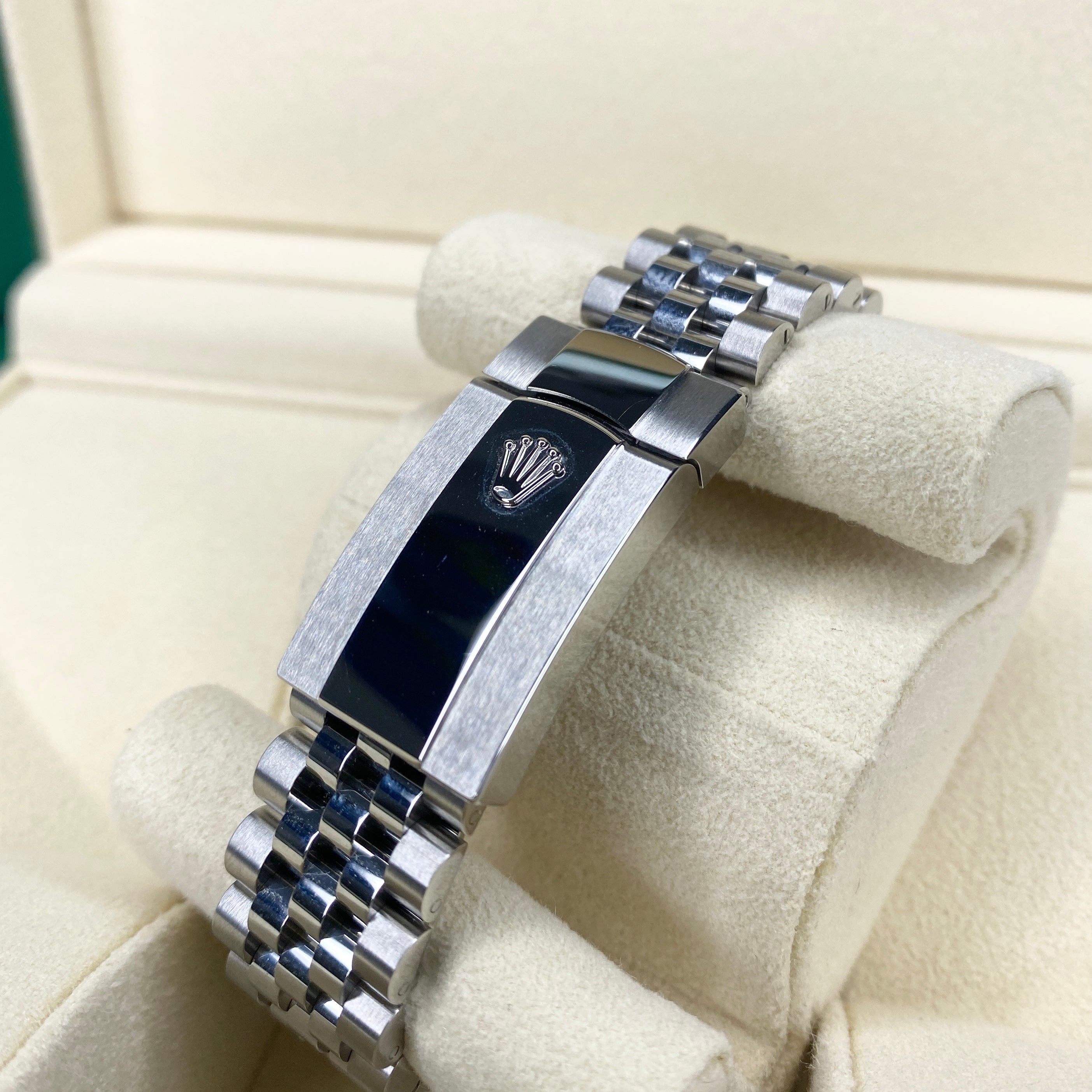 ROLEX DATEJUST 36 BLUE MOTIF 126200 2023 FULLSET 