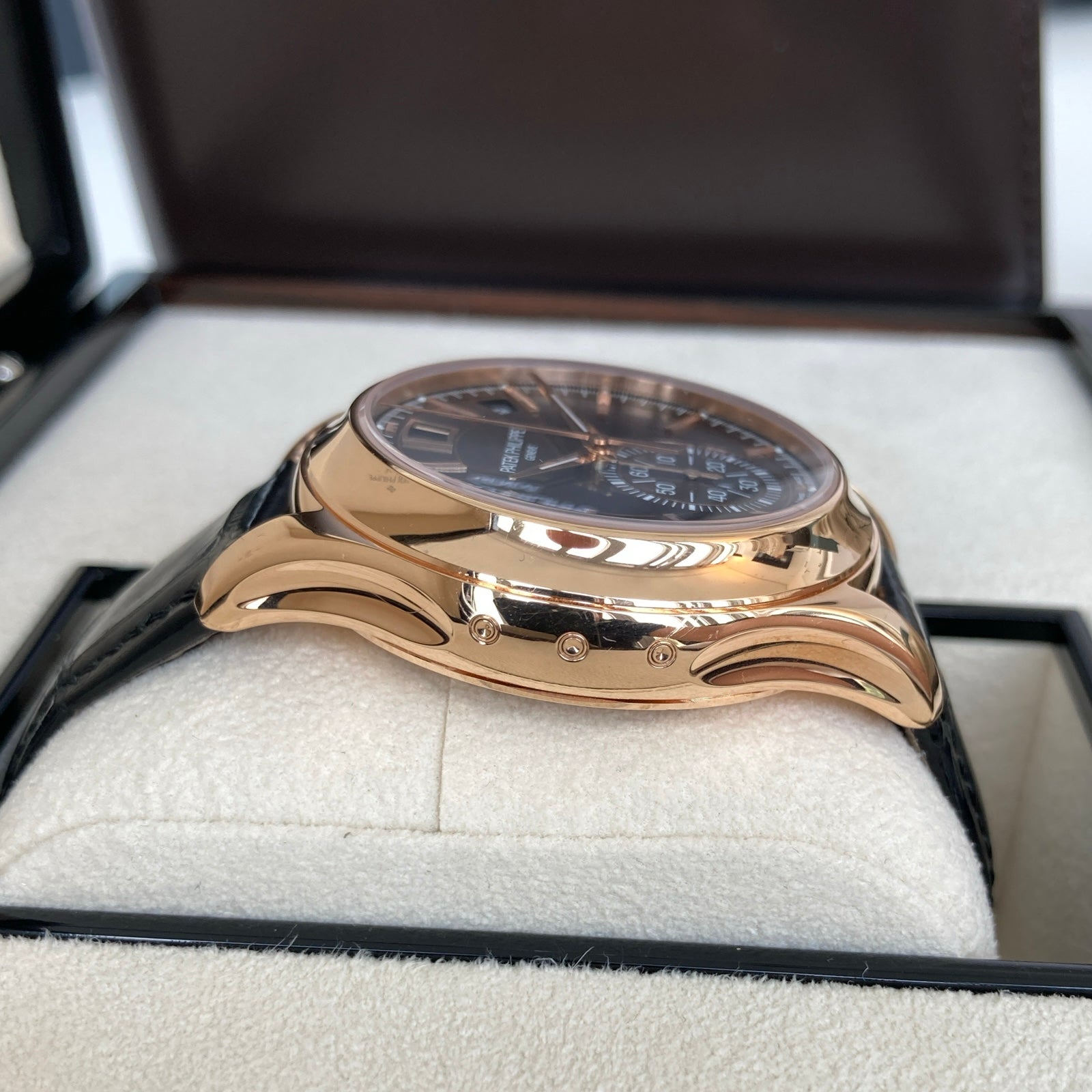 PATEK PHILIPPE AQUANAUT 5168G-010 GREEN NEW 12/2024 FULLSET