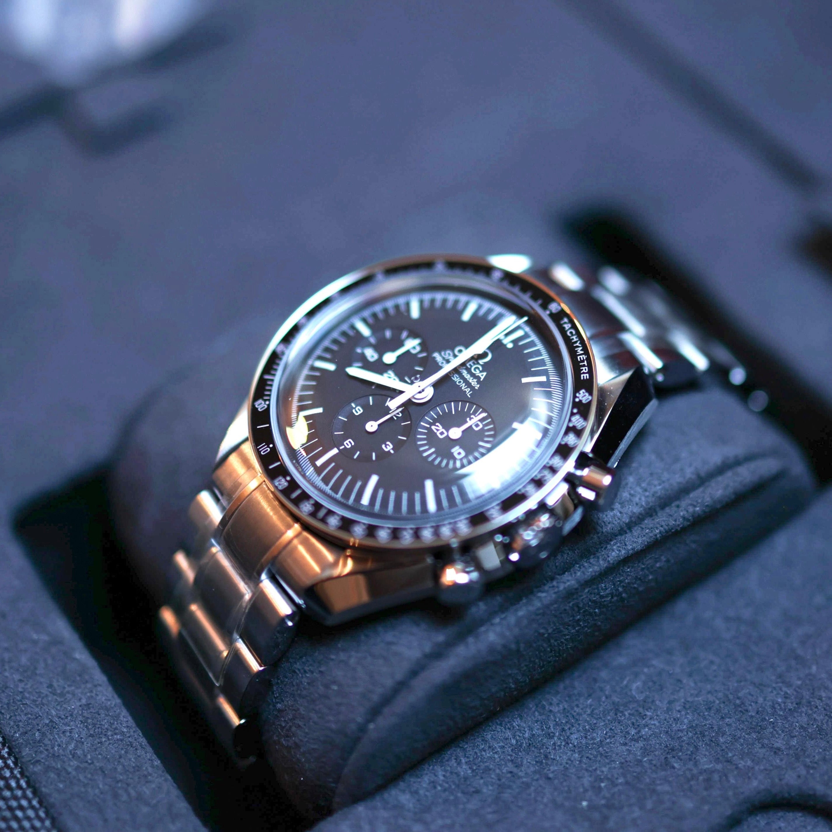 OMEGA SPEEDMASTER PROFESSIONAL MOONWATCH 311.30.42.30.01.005 03/2021 NEU FULLSET