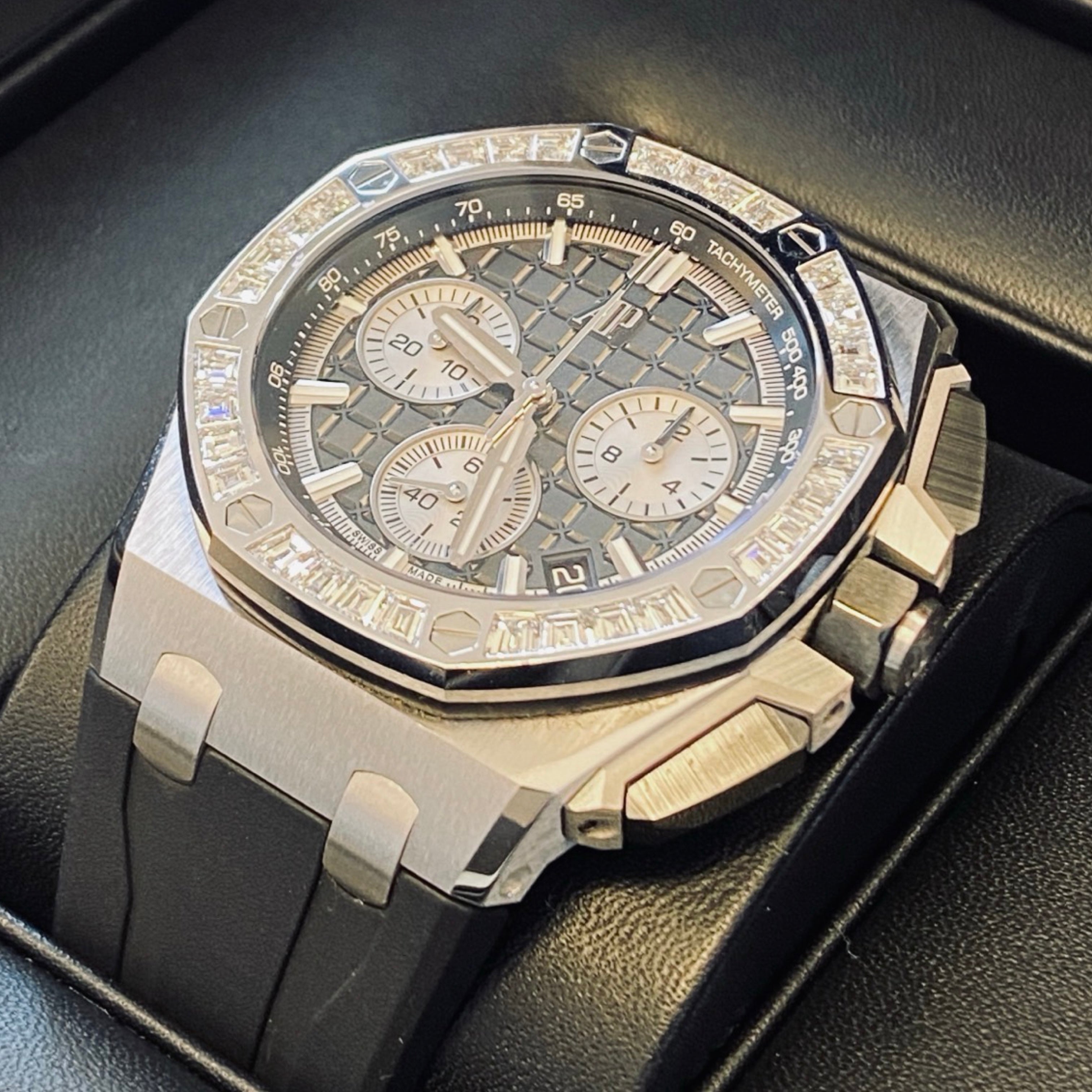 AUDEMARS PIGUET ROYAL OAK OFFSHORE CHRONOGRAPH 26424BC.ZZ.D002CA.01 01/2023 FULLSET