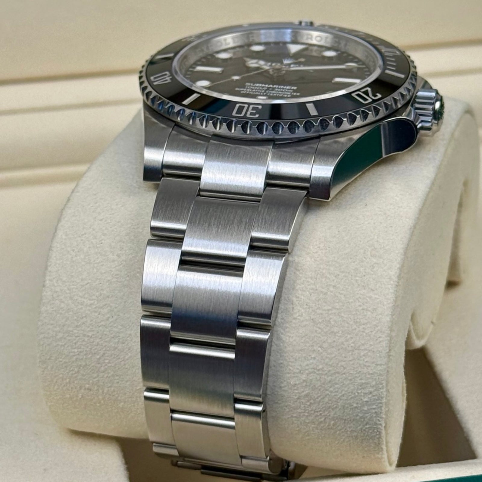 ROLEX SUBMARINER NO DATE 124060 03/2026 LC100 NEU FULLSET