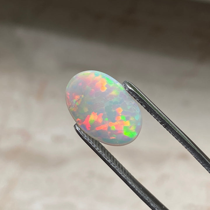 NATÜRLICHER WELO OPAL 3,45 CT CABOCHON OVAL